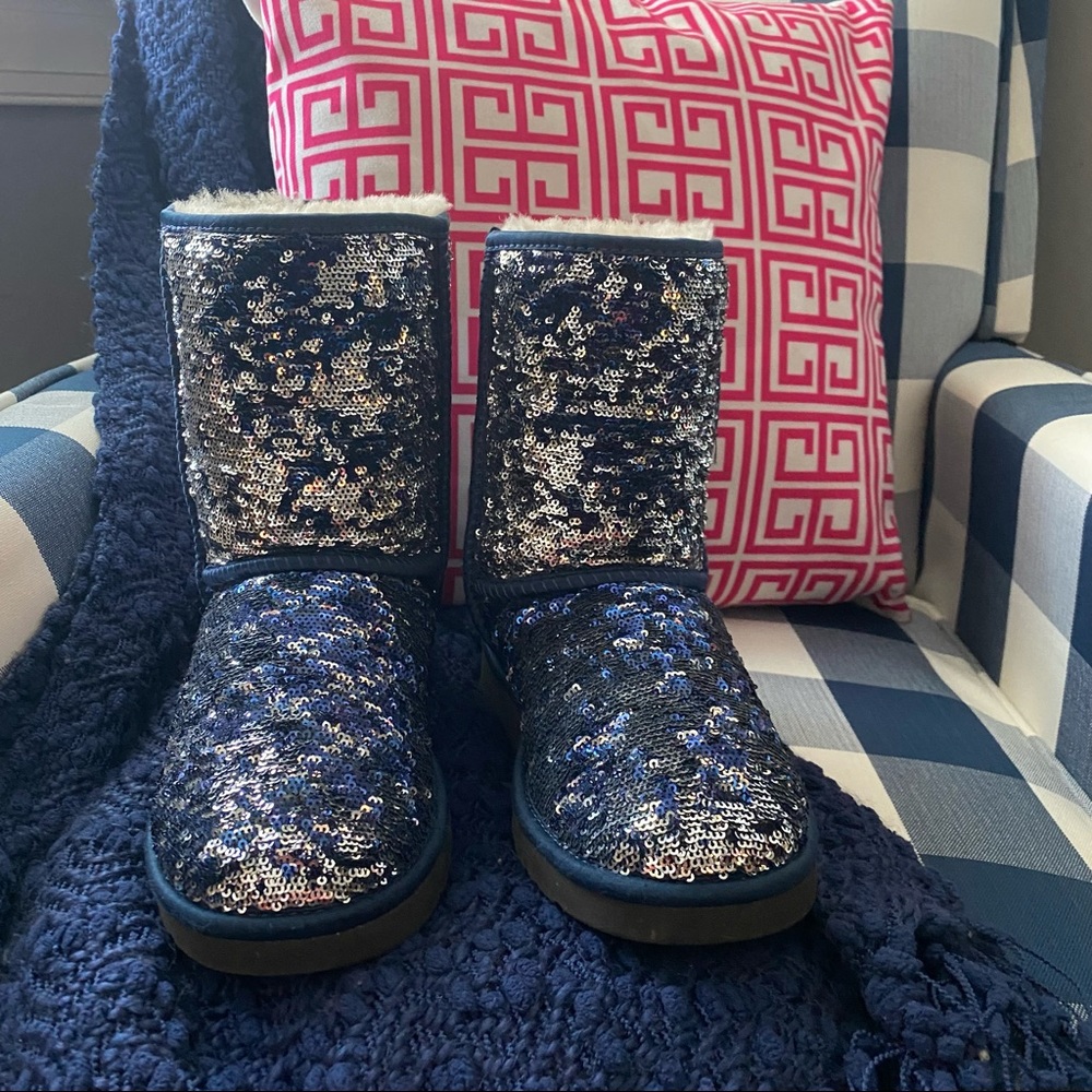 UGG | Navy Blue & Silver Reversible Sequin Classic Short Uggs - Picture 2 of 7